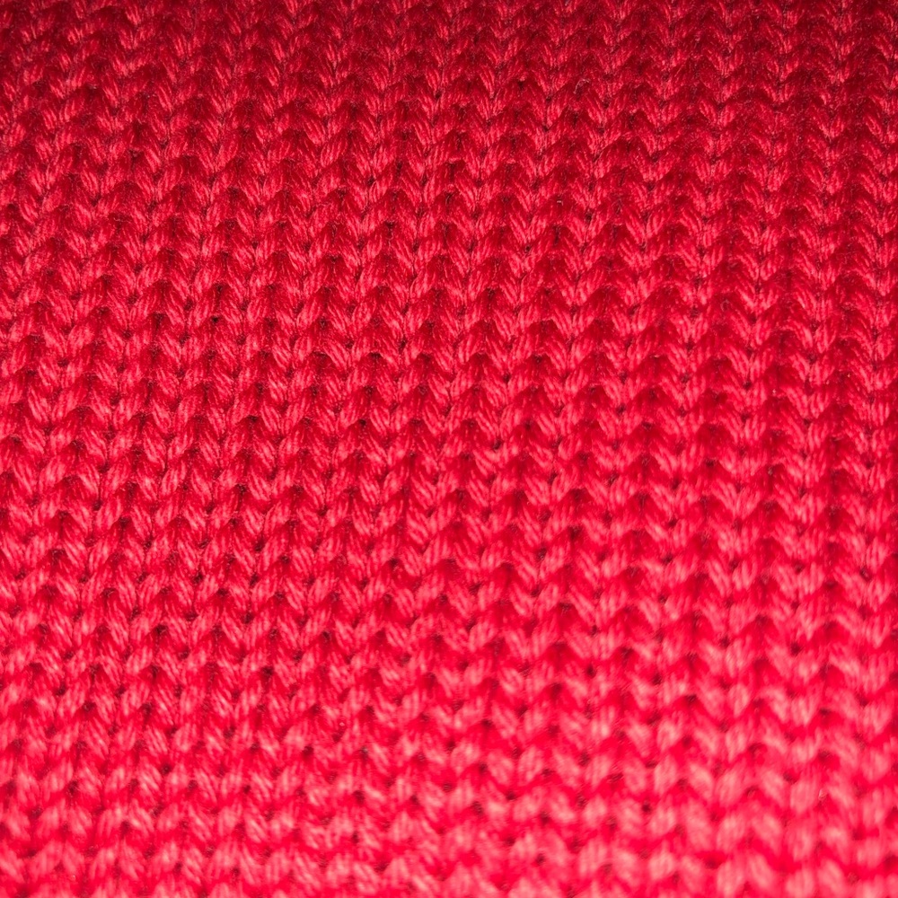 Red crop top - Picture 2 of 2
